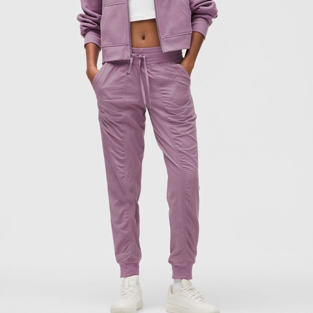 Lululemon Dance Studio Mid-Rise Jogger Lavender Lux Full Length Pants 6